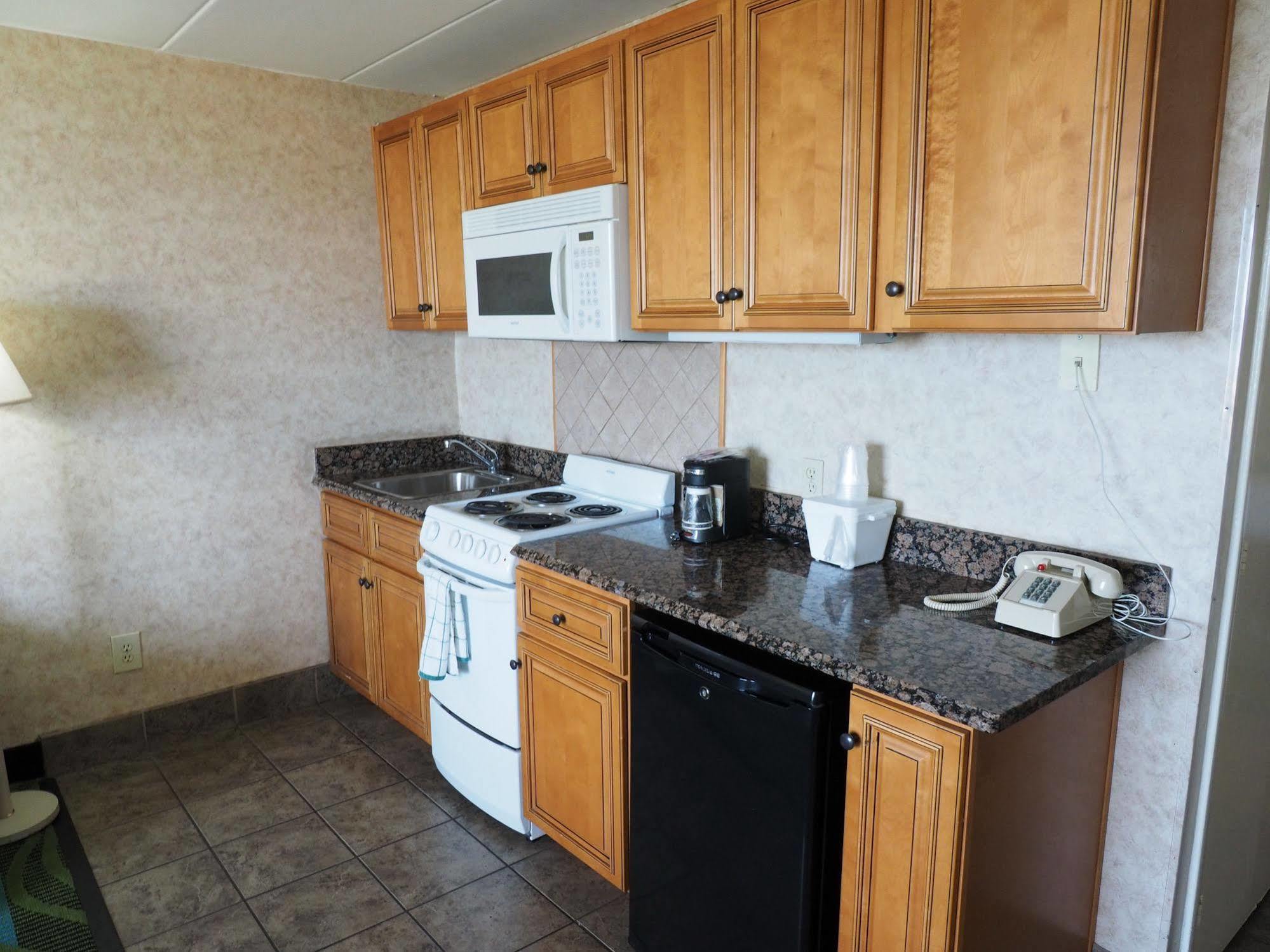 Marjac Suites Virginia Beach Oceanfront Eksteriør billede